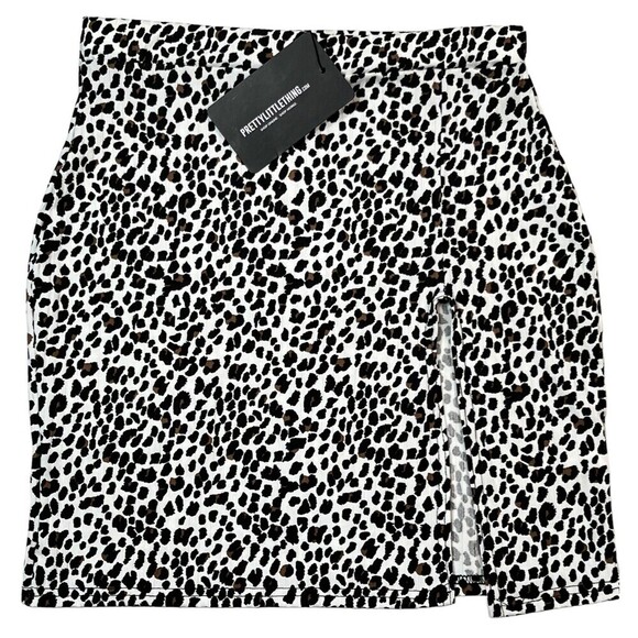 NWT PrettyLittleThing Shape Leopard Print Women’s Pull-On Mini Skirt Size 8 - Picture 1 of 7